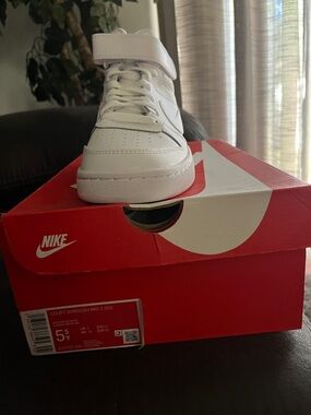 Nike Kids White Mid-Top Velcro Sneaker